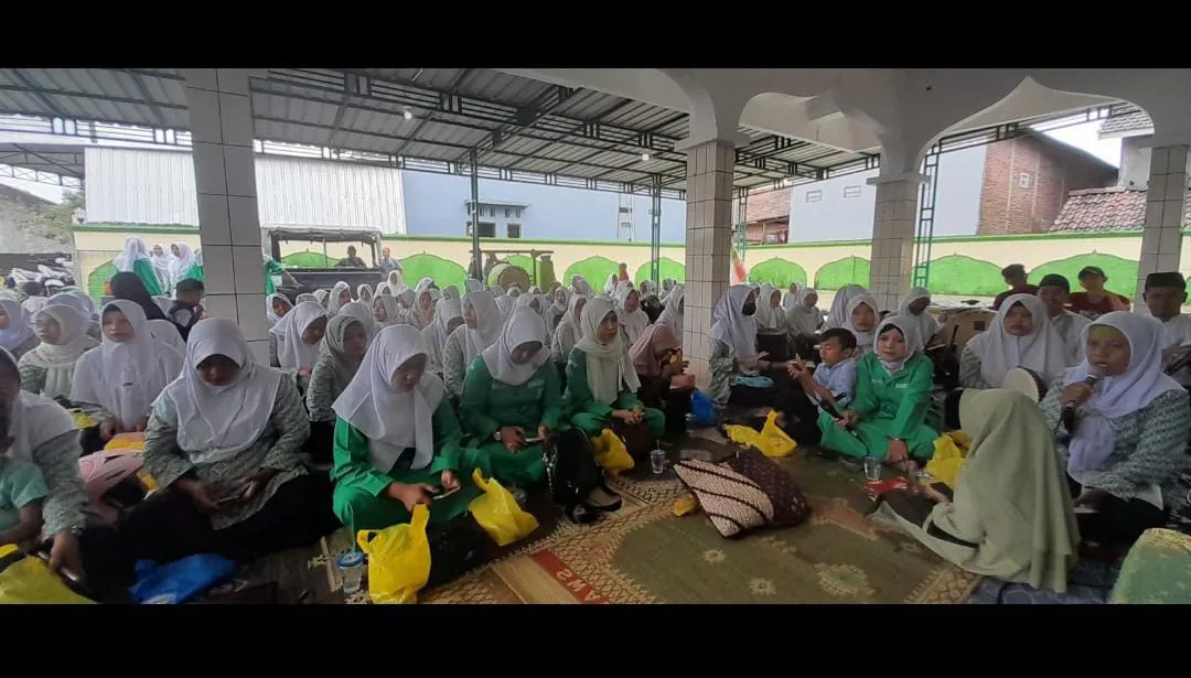 Fatayat NU Karanganyar Demak Gelar Peringatan 1 Abad NU, Isra’ Mi’raj dan Haul Massal