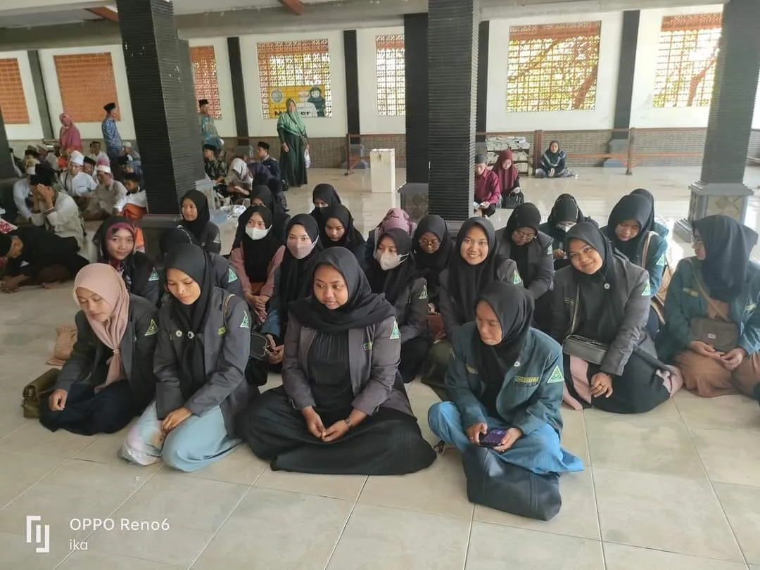 Peringati Harlah Ke 68, PC IPPNU Adakah Ziarah Ke Makam Wali Demak