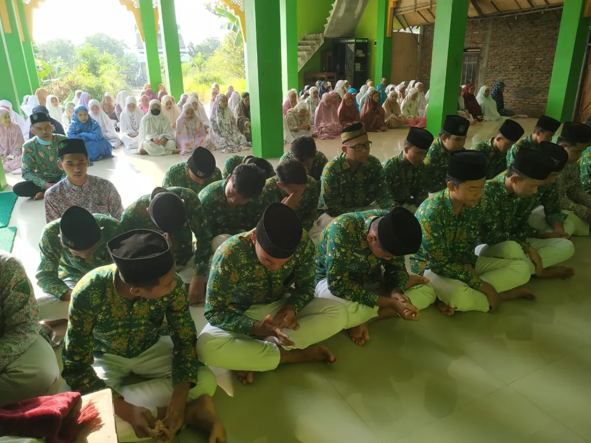 MA Miftahussalam Wonosalam Gelar Tahlil Dan Doa Untuk Mendiang Kepala Kantor Kementerian Agama Demak