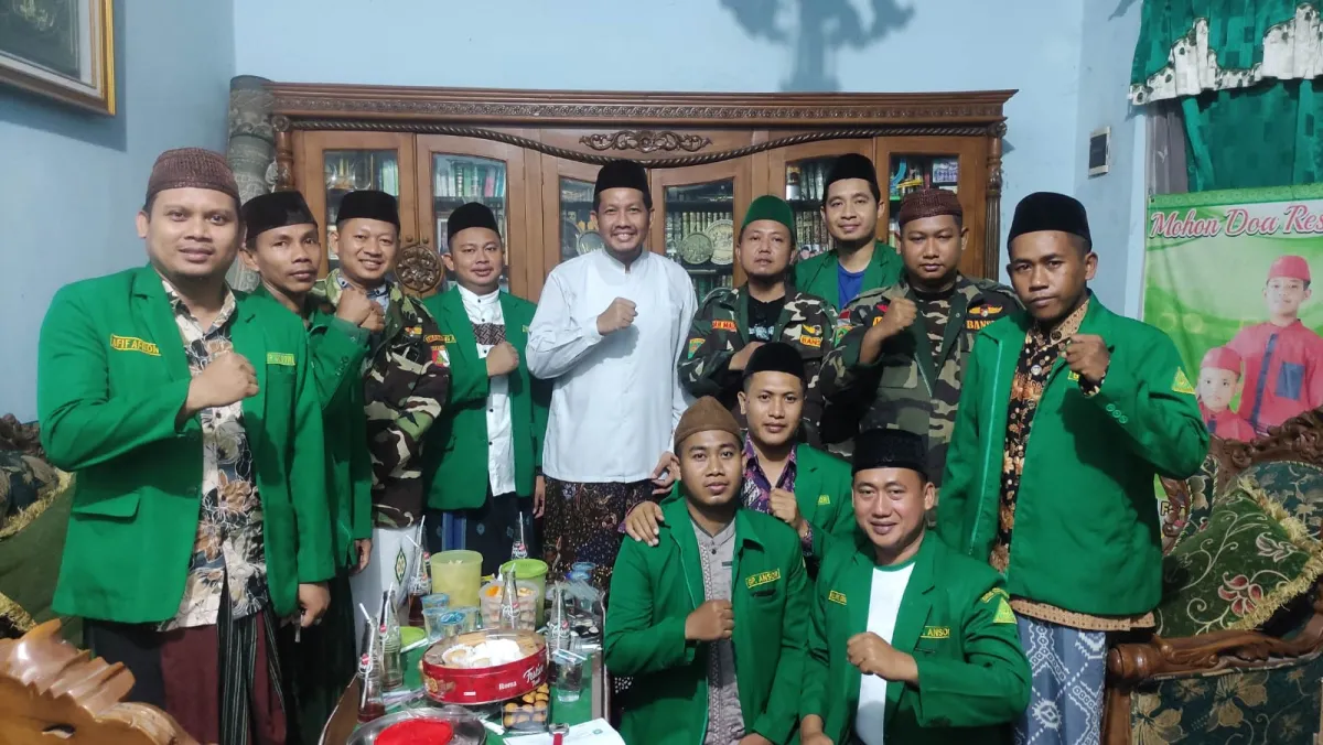 Lebaran, PAC GP Ansor Demak Kota Sowan Ke Para Ulama dan Pembina Ansor