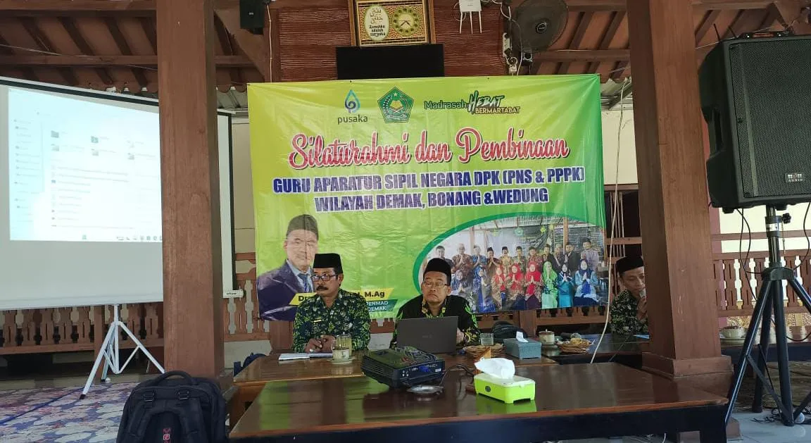 Guru PNS DPK MANU Demak Ikuti Pembinaan dan Sosialisasi IKM