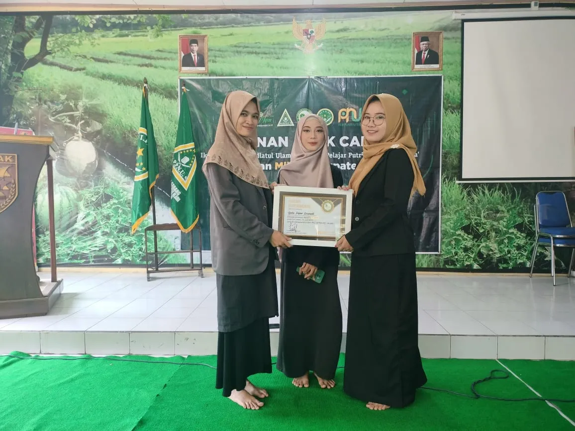 Tambah Wawasan Dan Skill, IPNU-IPPNU Mijen Gelar Pelatihan Makeup/Beautyclass