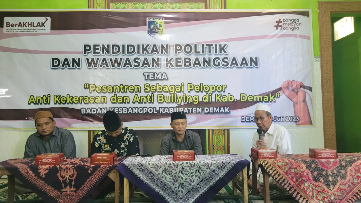 KH Adlan Nur Al Hafid: Pesantren Memang Harus Bisa Menjadi Pelopor Anti Kekerasan Maupun Anti Bullying