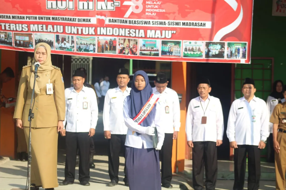 Sapa Madrasah, Bupati Demak Kunjungi MA Miftahussalam Wonosalam
