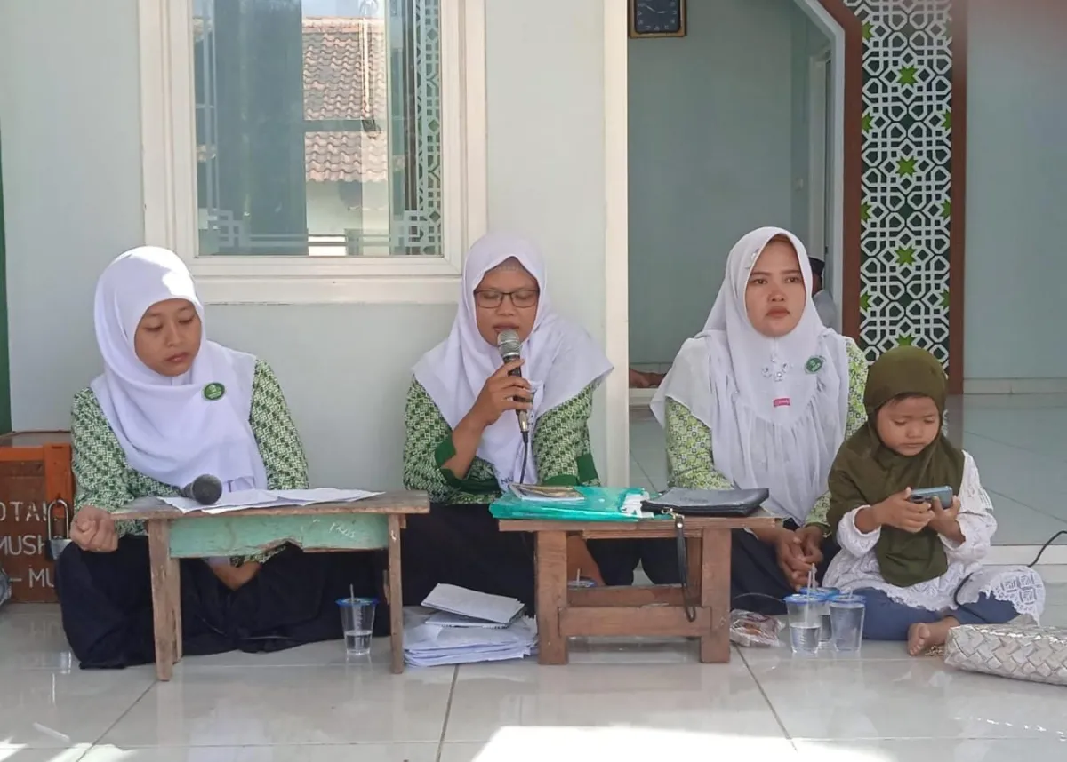 Manfaatkan Forum Selapanan, Fatayat NU Ranting Ketanjung Demak Ajak Kader Tetap Solid Hadapi Pilkades