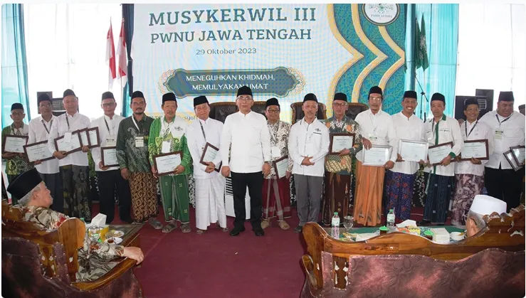 PWNU Jateng Beri Penghargaan Atas Kinerja PCNU Se-Jateng Selama 2023