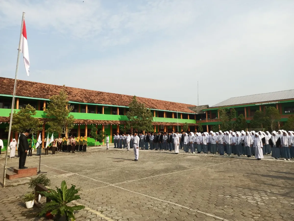 Kepala MA Miftahussalam Lantik Pengurus Organisasi Siswa Intra Madrasah, Dewan Amabalan, IPNU-IPPNU