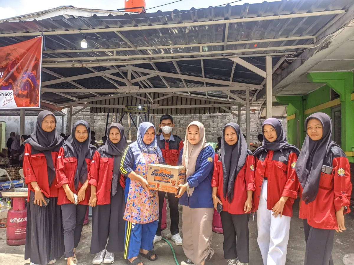 Peduli Korban Banjir Demak, SMA Takhassus Al-Qur’an Bonang Berikan Bantuan