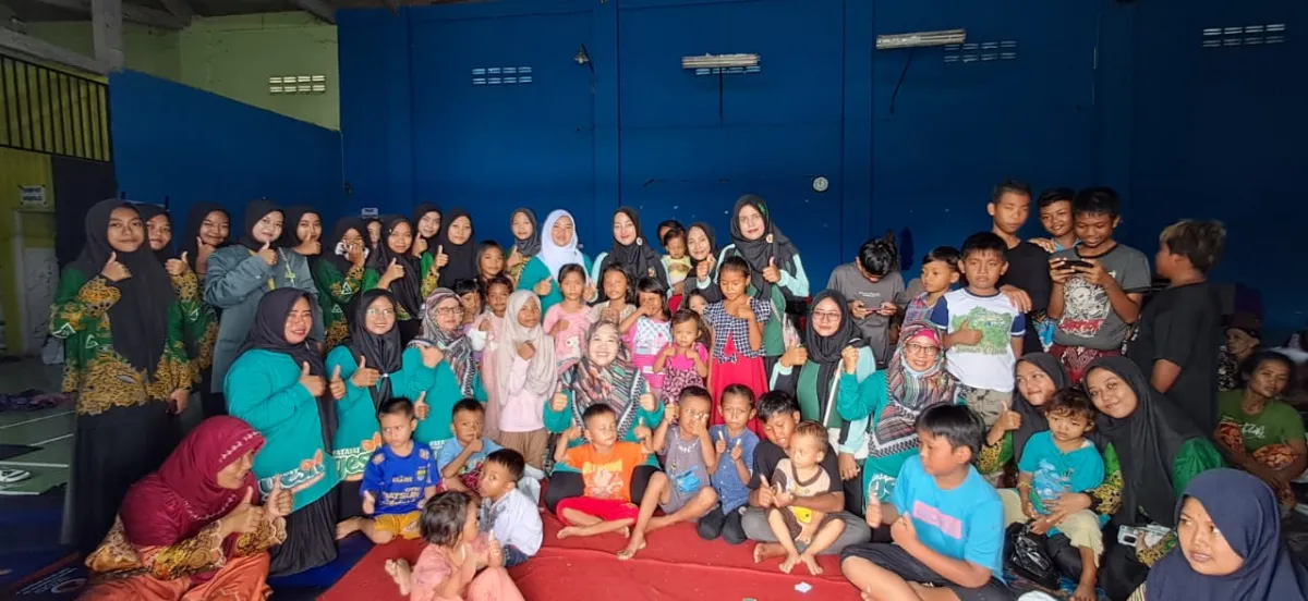 Perihatin Psikologis Korban Banjir, Fatayat, IPNU-IPPNU Sayung Laksanakan Trauma Healing