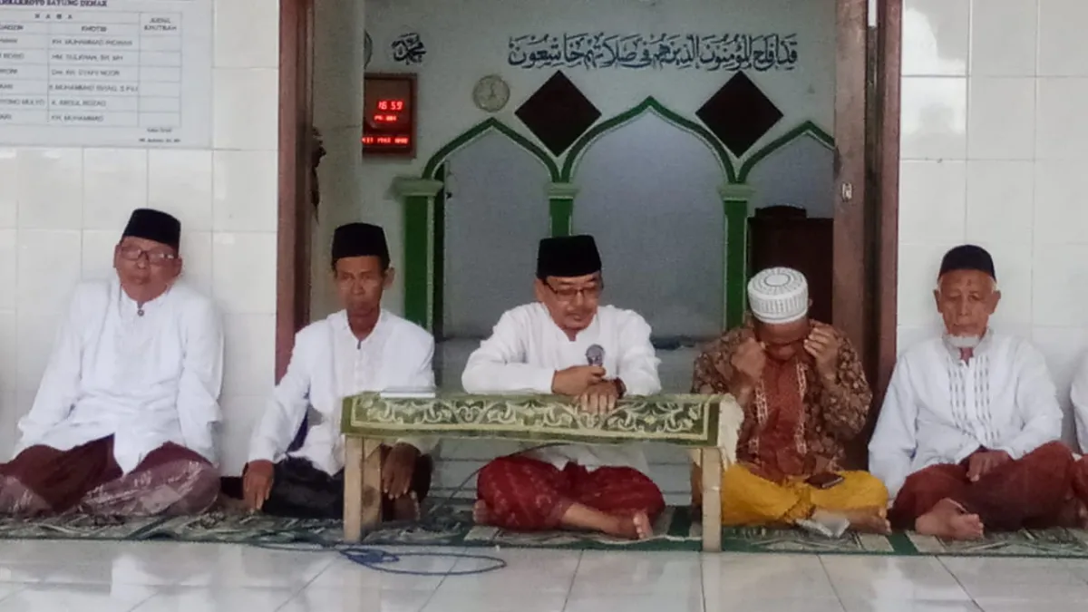 KH Adib Zamroni : Ramadhan Momen Beningkan Hati dan Lapangkan Pandangan