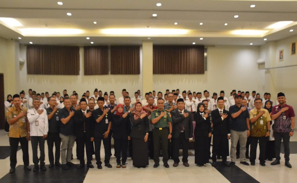 Berikan Pembekalan PPK Pilkada 2024, Bupati Demak: Selalu Lakukan Koordinasi dan Bersinergi