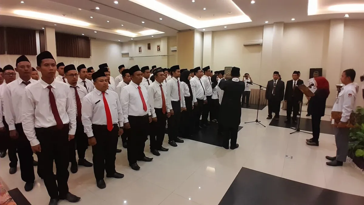 KPU Demak Lantik 70 Anggota PPK untuk Pilkada 2024
