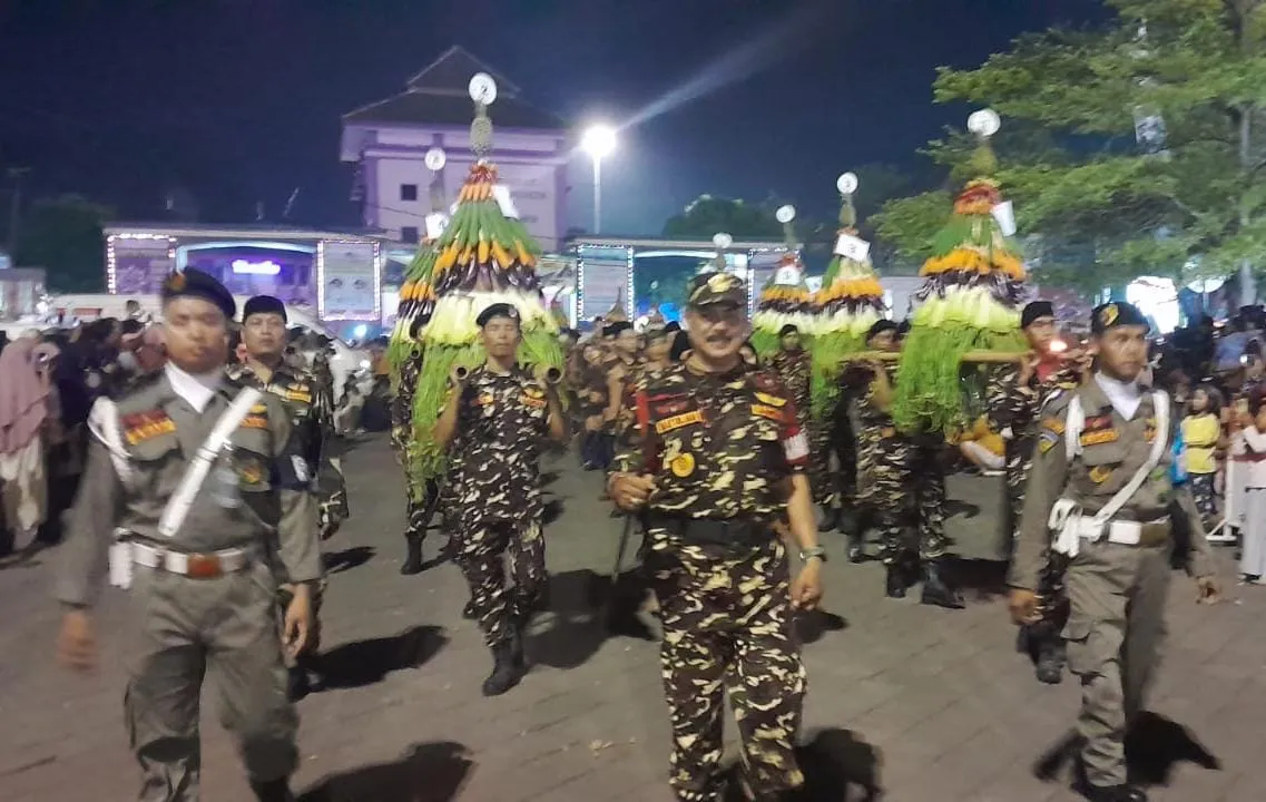 Grebeg Besar Demak: Tumpeng Songo dan 90 Gunungan Meriahkan Kabupaten Demak