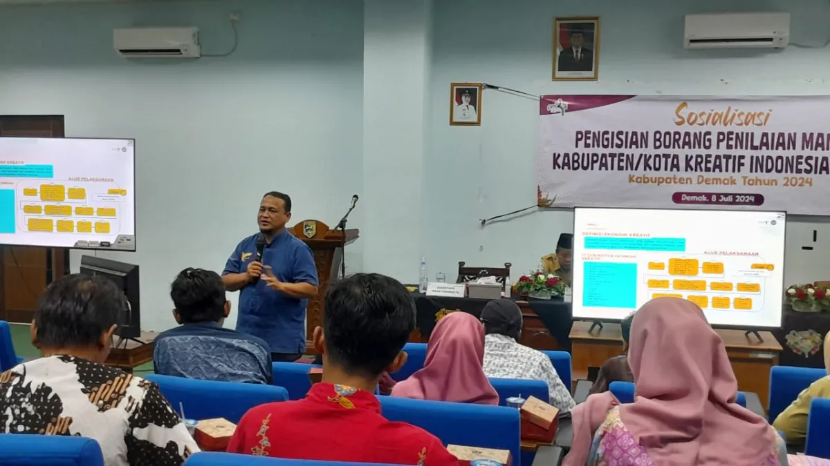 Demi Capai Peningkatan Ekonomi, Dinparta Ajak 200 Pelaku Industri Kreatif Isi Borang