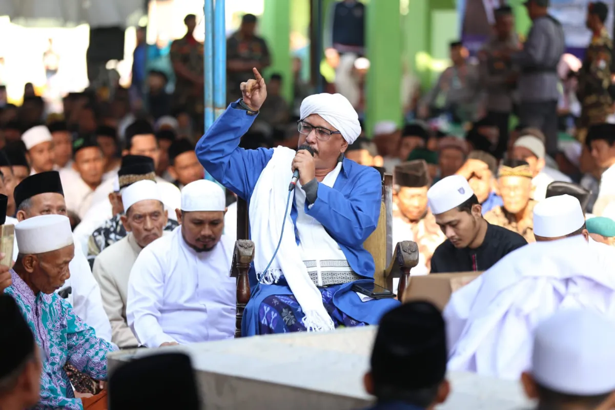 Ribuan Jamaah Hadiri Haul Akbar Syekh Maulana Abdurrohman Burwatu, Tradisi Spiritual Desa Mutih Kulon