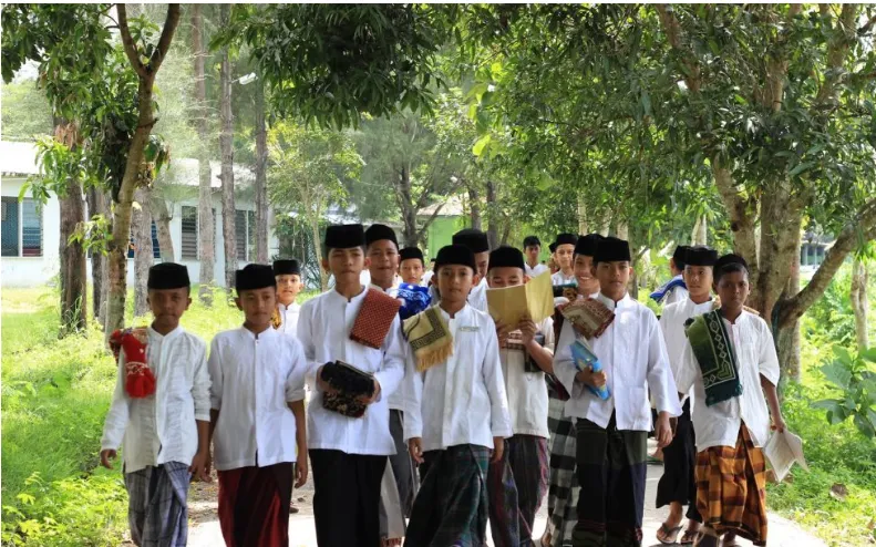 Tips Psikolog dan Ijazah bagi Orang Tua agar Anak Betah di Pesantren