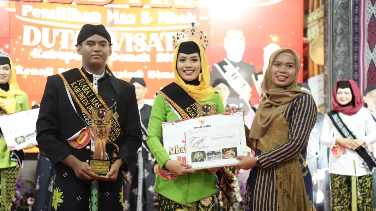 Bupati Demak Hadiri Grand Final Pemilihan Mas dan Mbak Duta Wisata Tahun 2024