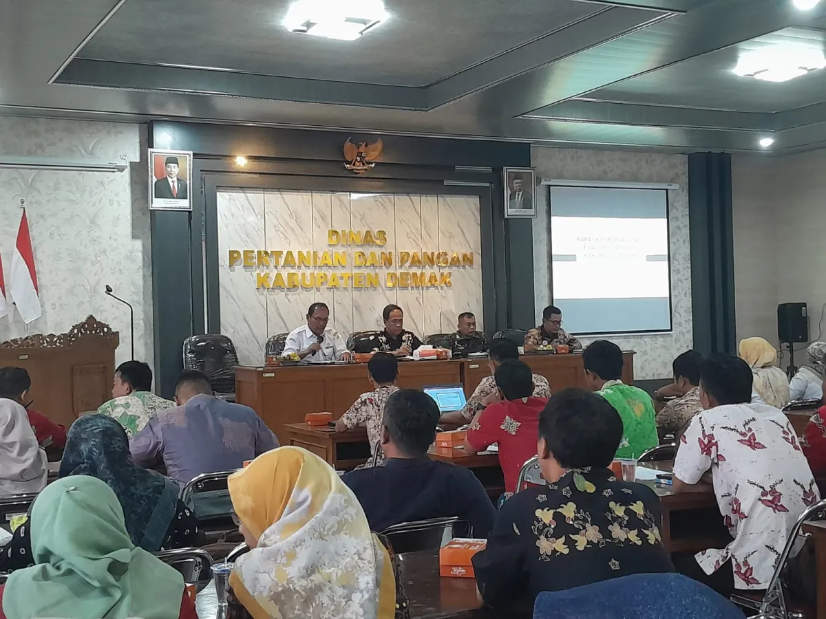 Dinpertan Demak Gelar Evaluasi Penggunaan Bantuan Pompa Air dan Perluasan Areal Tanam