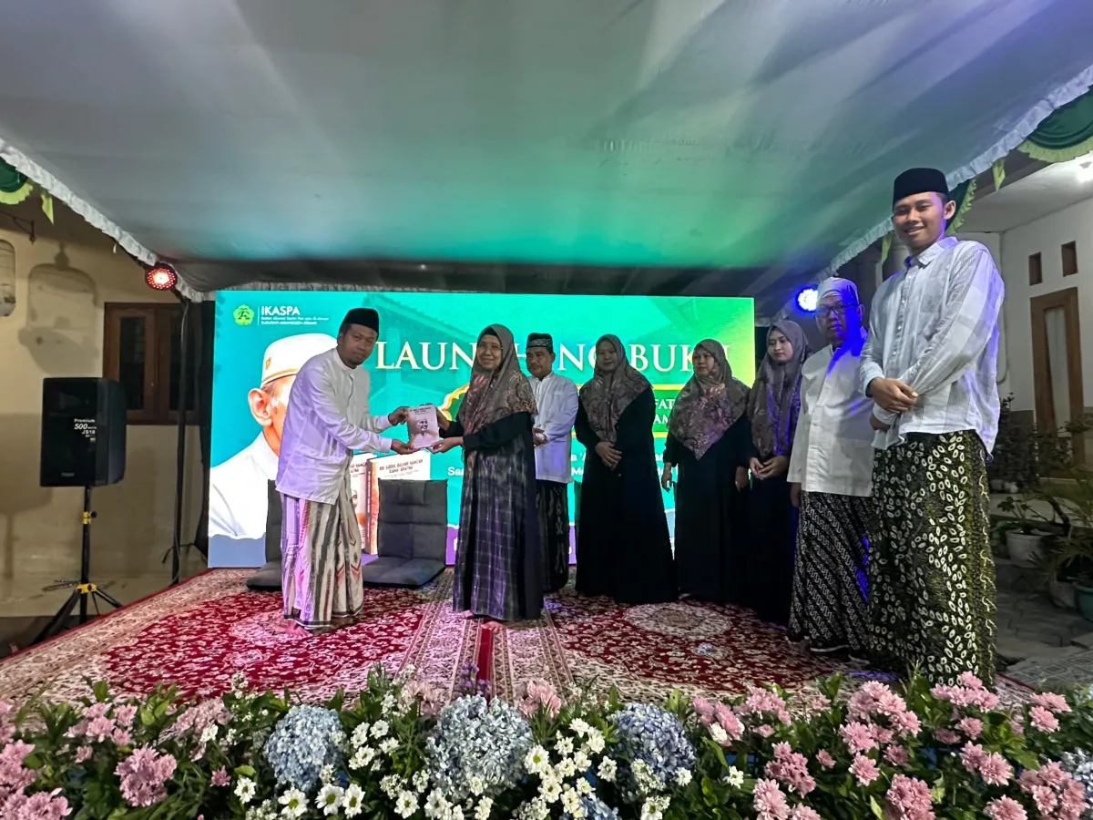 Kenang 40 hari wafatnya KH Abdul Bashir Hamzah, buku KH Abdul Bashir Hamzah Kama Arafna Diluncurkan
