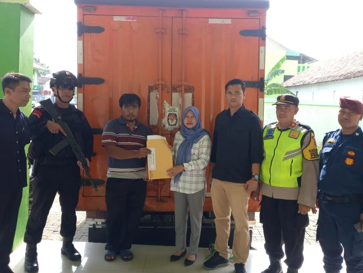 KPU Demak Terima 932.698 Surat Suara Jelang Pilkada 2024