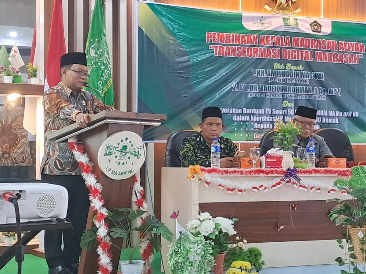 Pembinaan KKM MA Mazda Ma'arif NU, KaKanKemenag Demak Tekankan Pendidikan Holistik