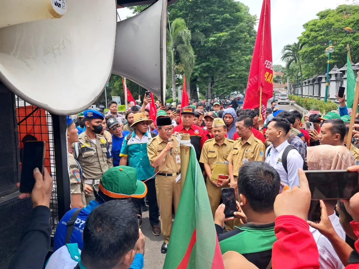 Plt Bupati Demak Hadiri Aksi Buruh, Tegaskan Dukungan untuk Kesejahteraan Pekerja