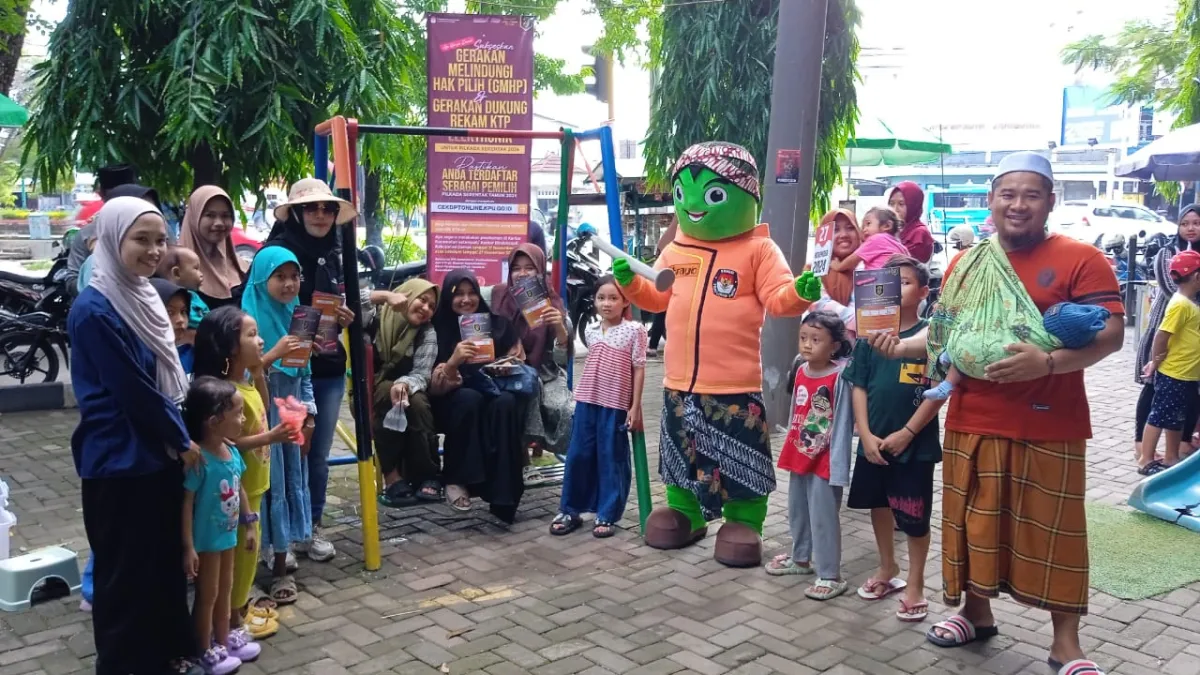 Kejar Target! KPU dan Disdukcapil Demak Jemput Bola Perekaman KTP-El