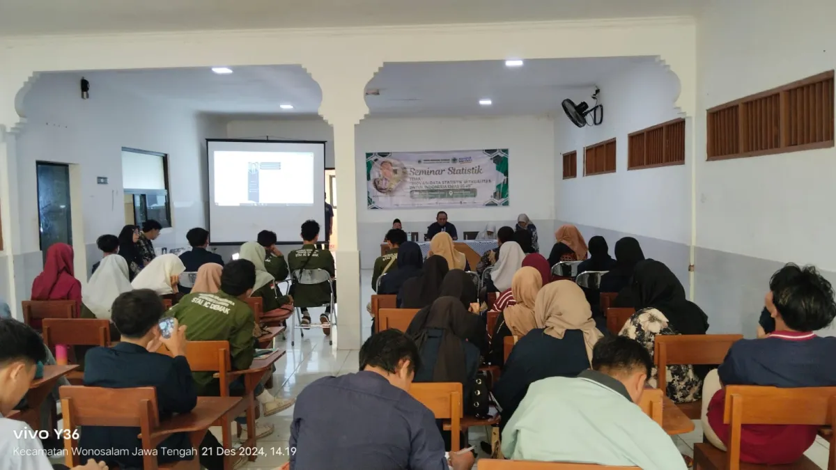 Seminar Statistik STAI-IC Demak: Membangun Inovasi Data Berkualitas Menuju Indonesia Emas 2045