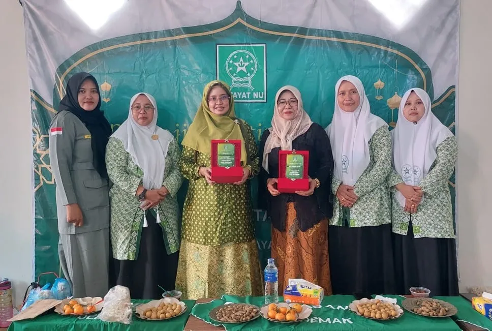 Fatayat NU Demak Peringati Hari Ibu dengan Ngaji Bersama