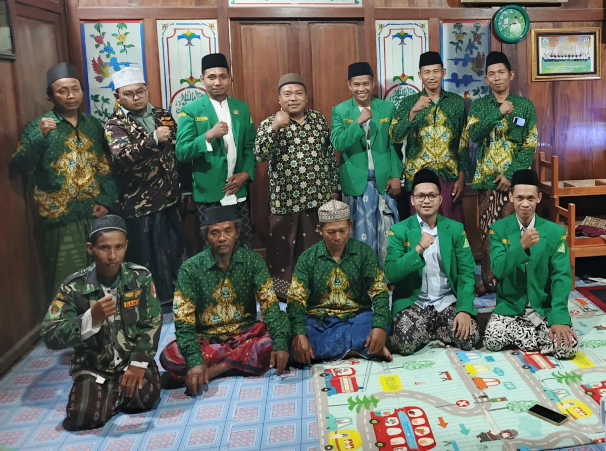 Halal Bihalal, Ansor Ranting Mojodemak Wonosalam Silaturahim Ke Ulama, Pembina dan Penasihat