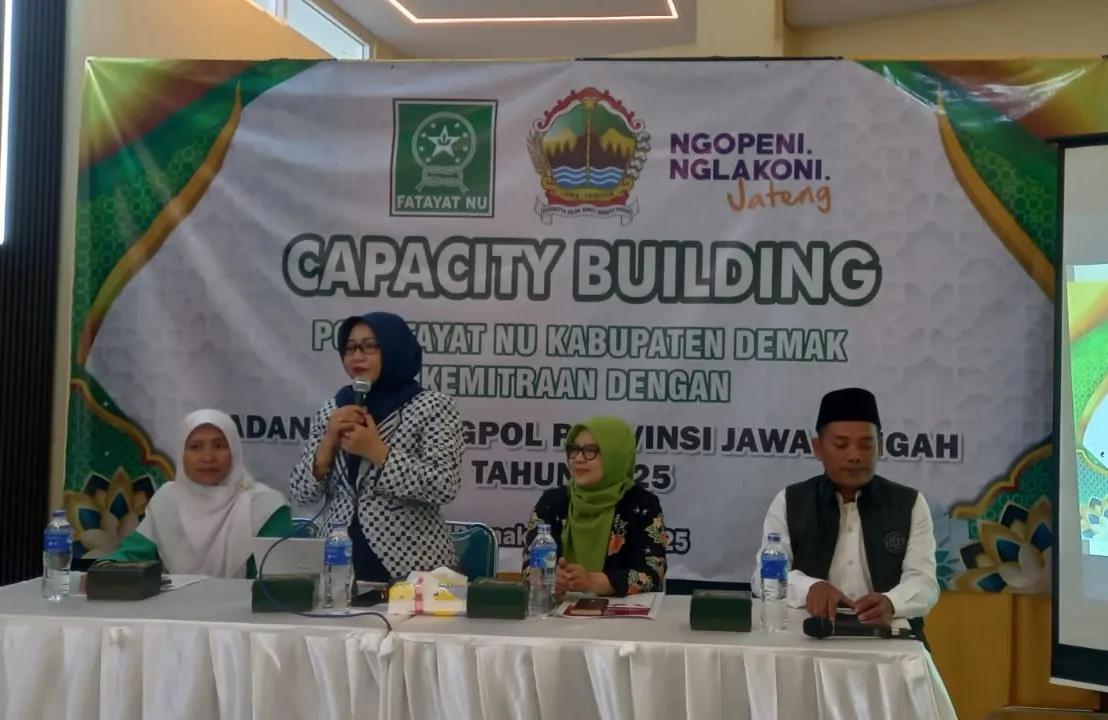 Fatayat NU Demak Gelar Capacity Building dan Halal Bihalal