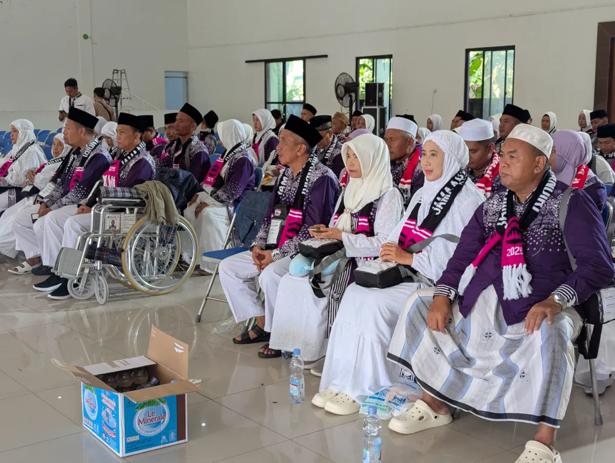 Tradisi Unik Jemaah Haji Demak, Putari Alun-Alun Sebelum ke Tanah Suci