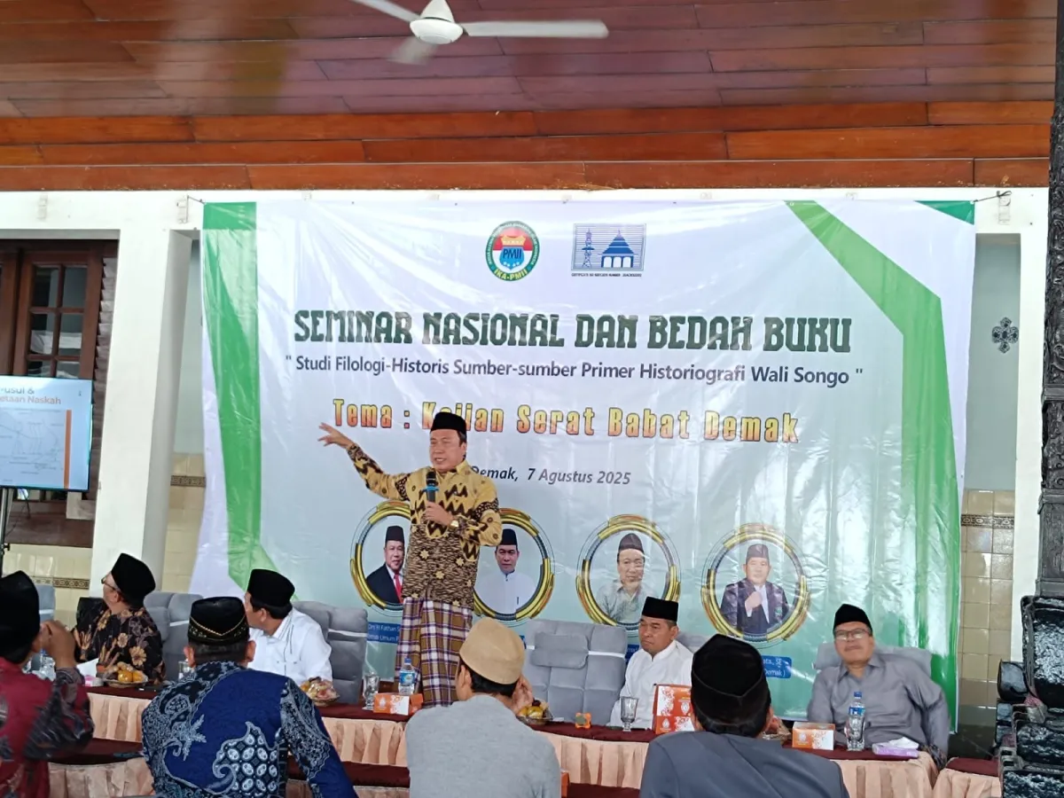 Hadiri Seminar Dan Bedah Buku Serat Babat Demak, Ketua PCNU : Sangat Penting Untuk Diketahui Nahdliyin