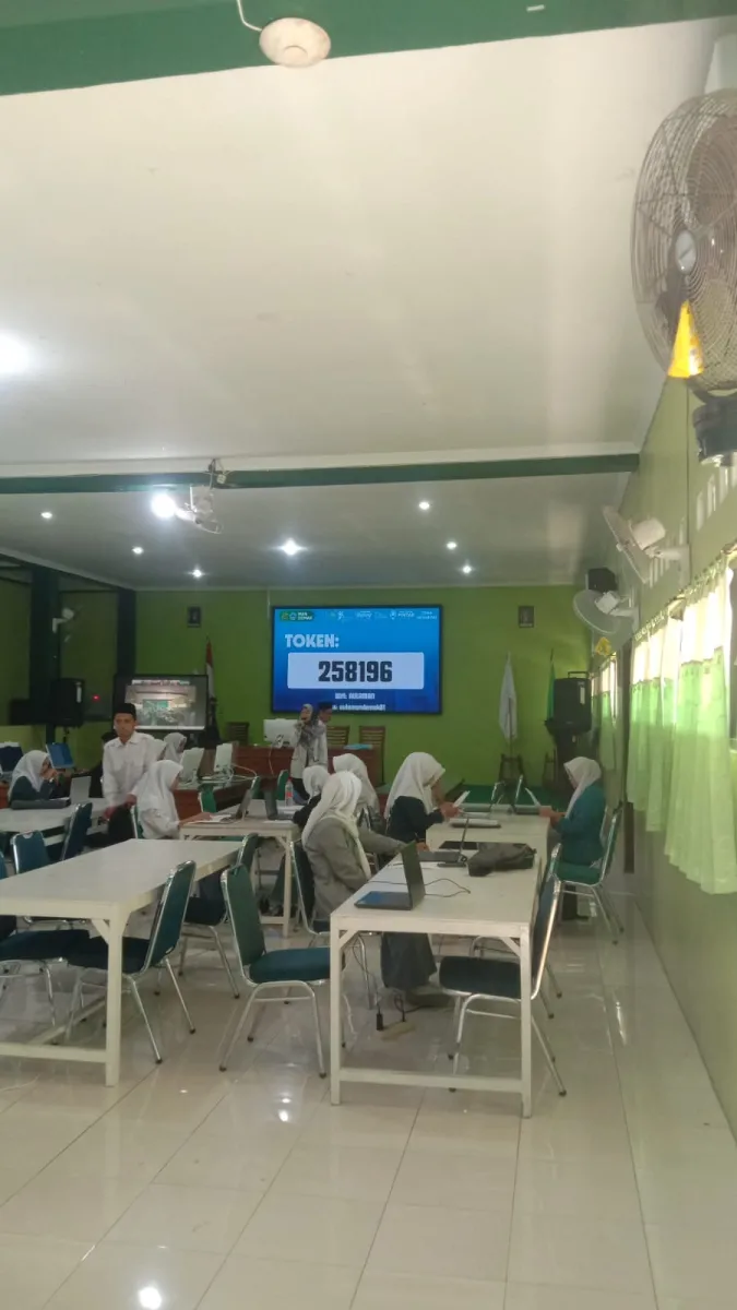 OMI 2025 Tingkat Kabupaten Demak, MA Hidayatul Mubtadiin Delegasikan 6 Siswa
