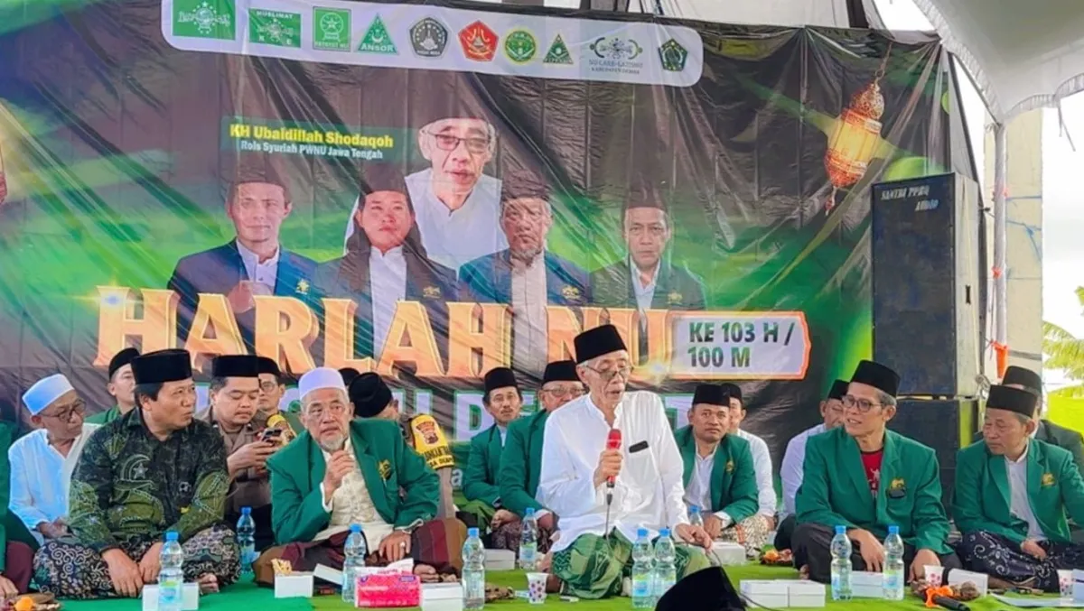 Hadiri Harlah 1 Abad NU di Dempet Demak, Rois Syuriah PWNU Jateng Ajak Warga NU Tuntaskan Gedung 5 Bulan dan Jaga Tradisi Luhur Walisongo