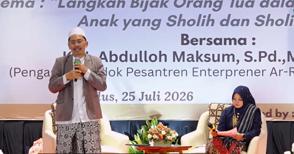 SD Unggulan Muslimat NU Kudus Gelar Sosialisasi Wali Murid dan Seminar Parenting