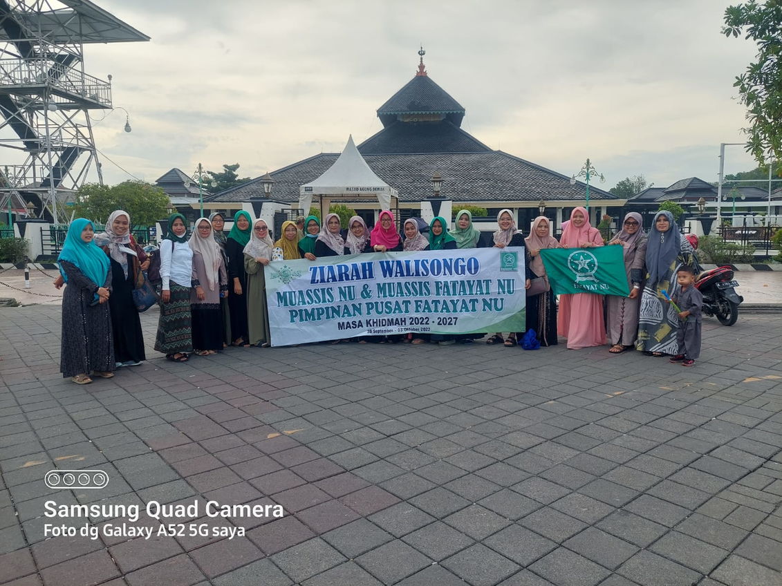 Fatayat NU Demak Sambut Rombongan Safari Ziarah PP Fatayat NU