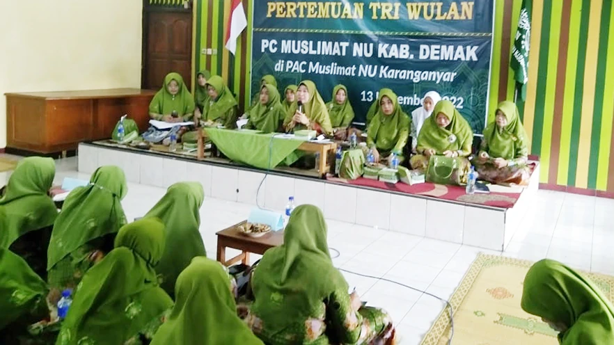 Ketua PC Muslimat NU Kabupaten Demak : Rutinan Triwulan Selain Pengajian Juga Sebagai Ajang Bertukar Informasi Antar Cabang Dan Anak Cabang