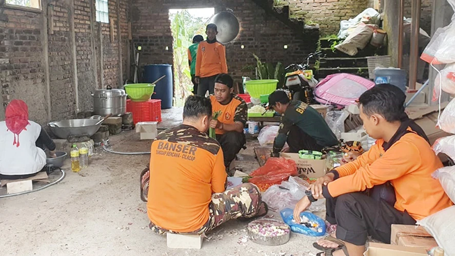 PWNU Jateng Dirikan Posko dan Dapur Umum Dilokasi Bencana Cianjur