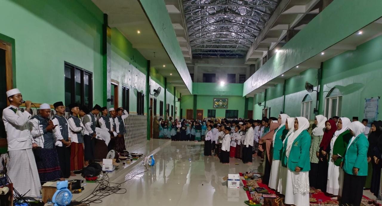 Meriahkan Satu Abad NU, MWCNU Dempet Gelar Gema Sholawat