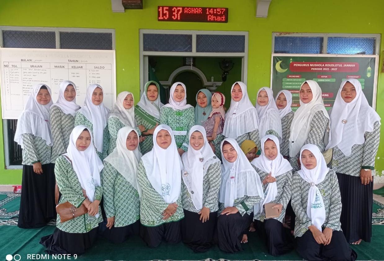 Selapanan Fatayat, Kader Fatayat NU Ranting Ketanjung bisa Menjadi Teladan Bagi Masyarakat