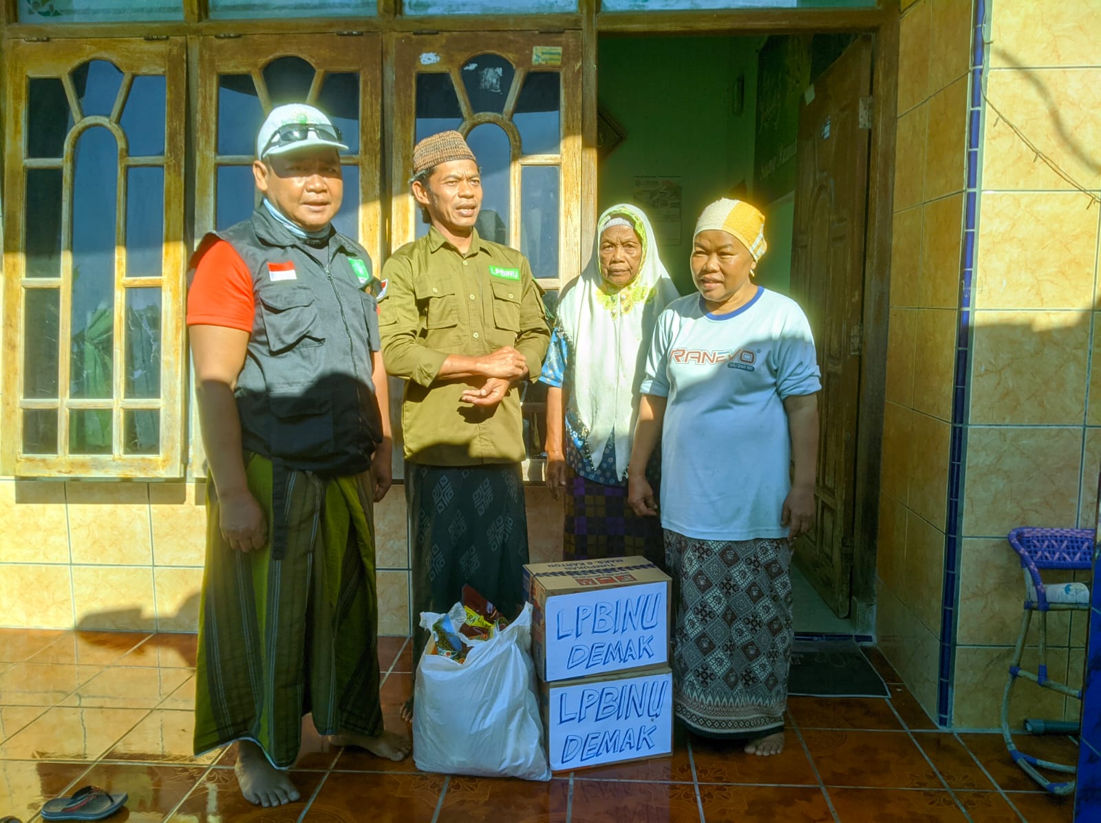 LPBI NU Demak Berikan Bantuan Pasca Bencana Korban Kebakaran