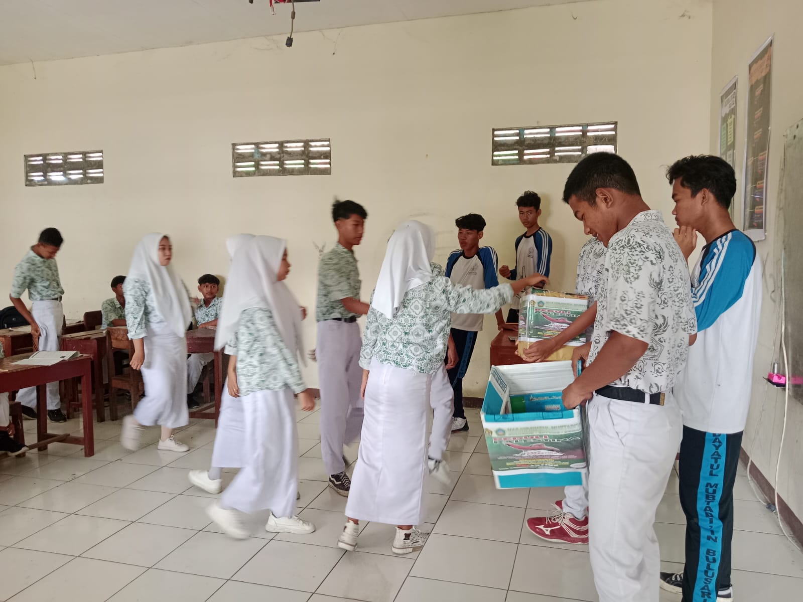Baru Terpilih, OSIM MA Hidayatul Mubtadiin Tancap Gas Galang Donasi P4lestina