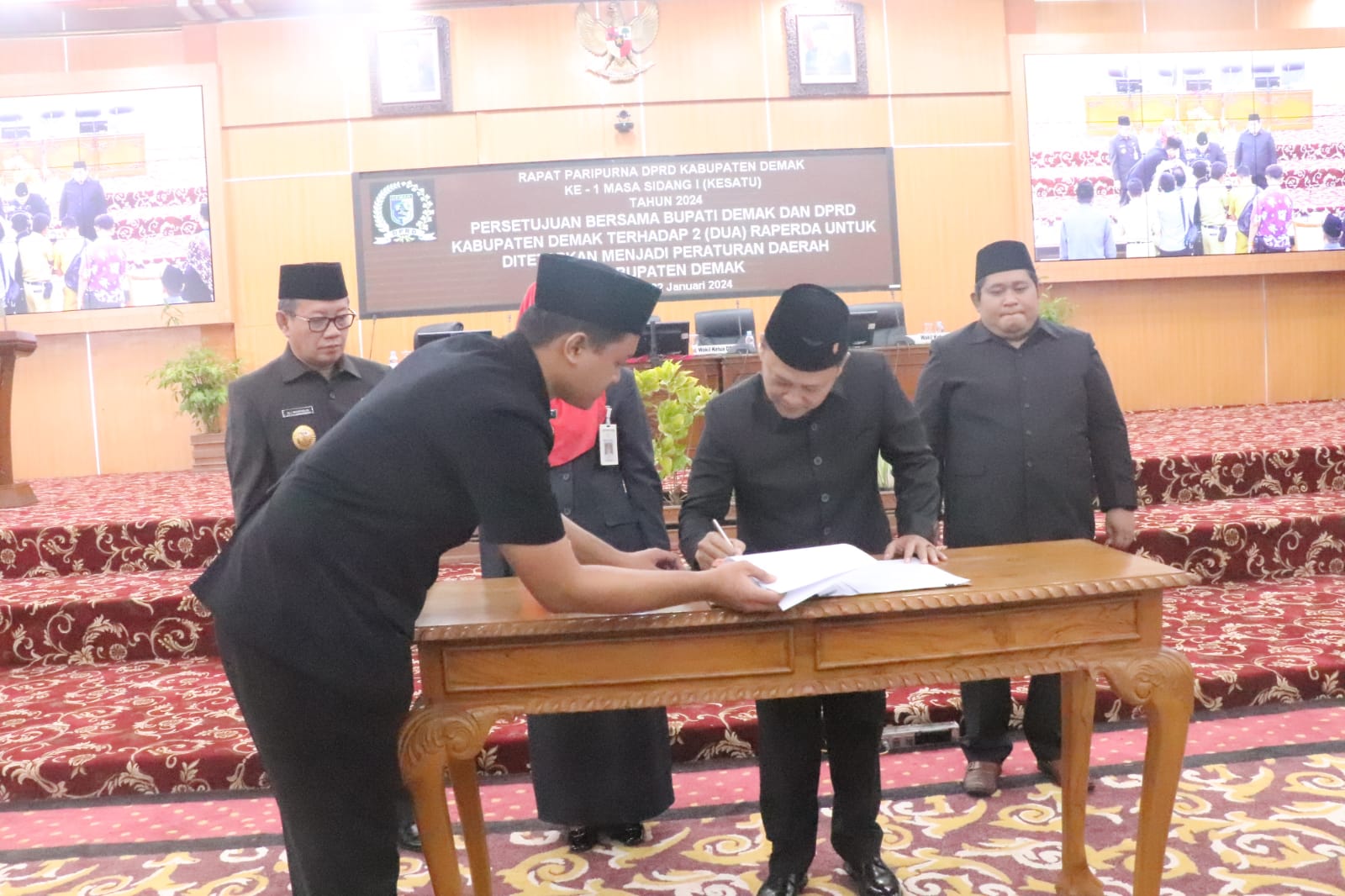 Demak Tegakkan Perda Kawasan Tanpa Rokok, Ini Harapan Bupati dan Warga