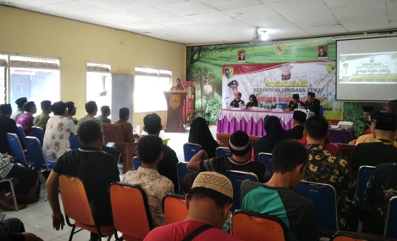 Demak Terima Penghargaan dari Bea Cukai Terkait Pengelolaan Anggaran Dana Bagi Hasil Cukai Tembakau