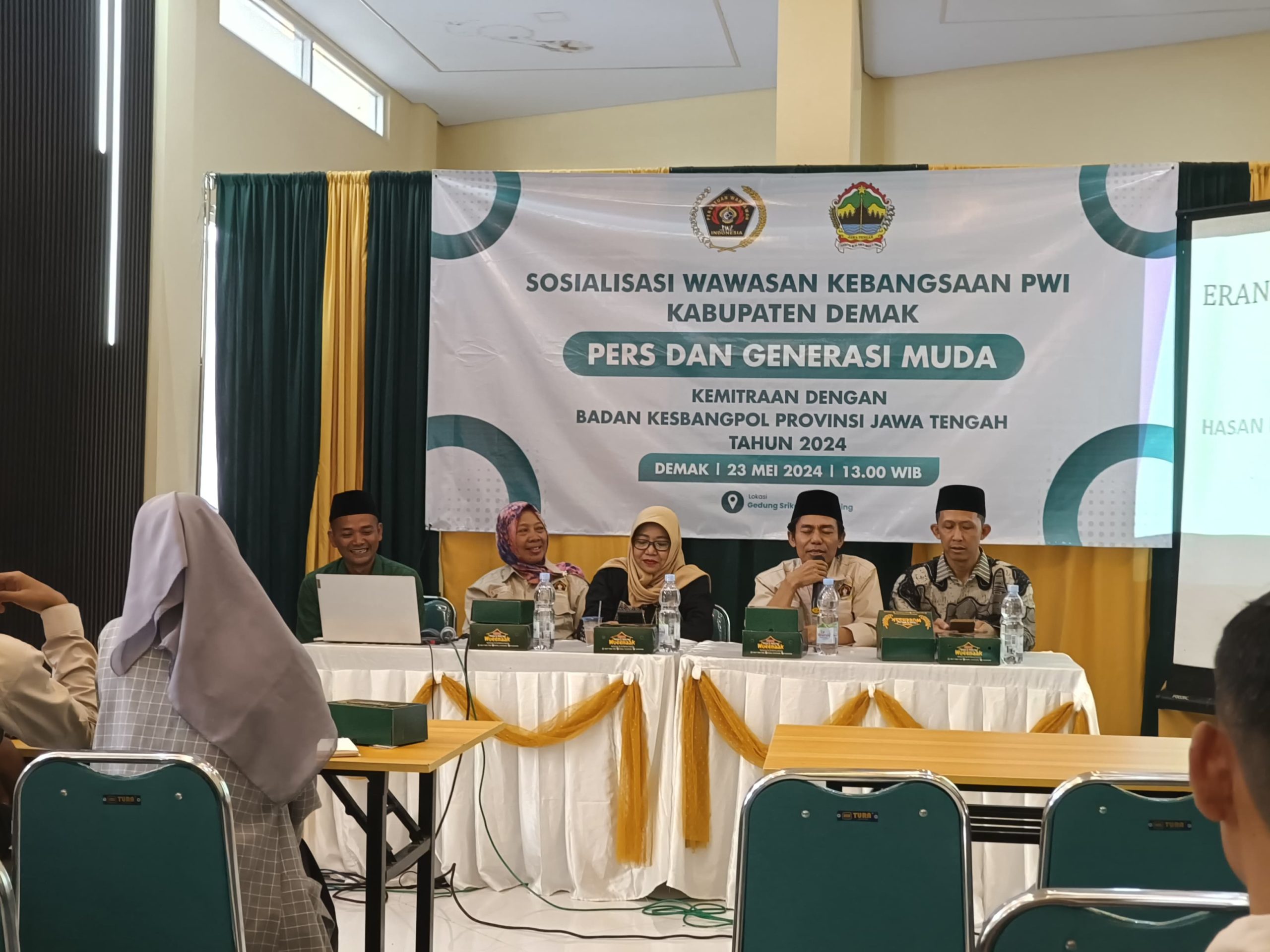 Generasi Muda Dituntut Kreatif Menghadapi Tantangan Dunia Pers