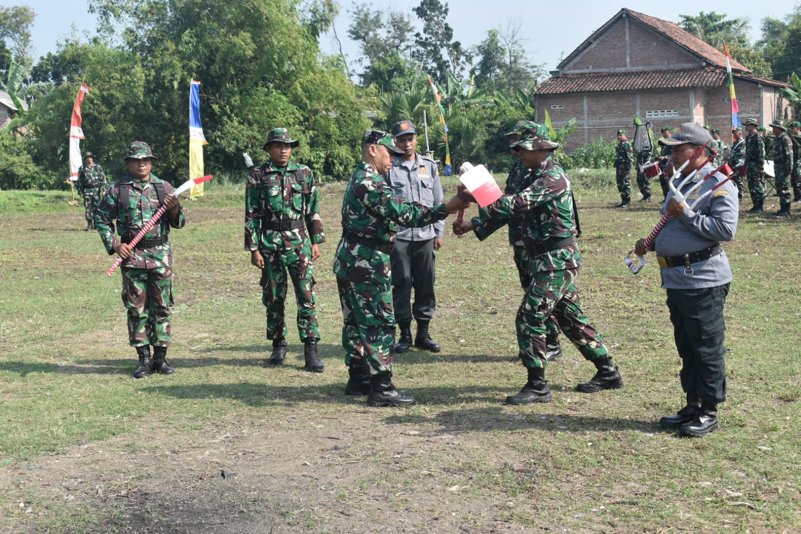 TMMD ke-120 Sukses di Demak: Sinergi TNI dan Pemda Wujudkan Pembangunan Desa