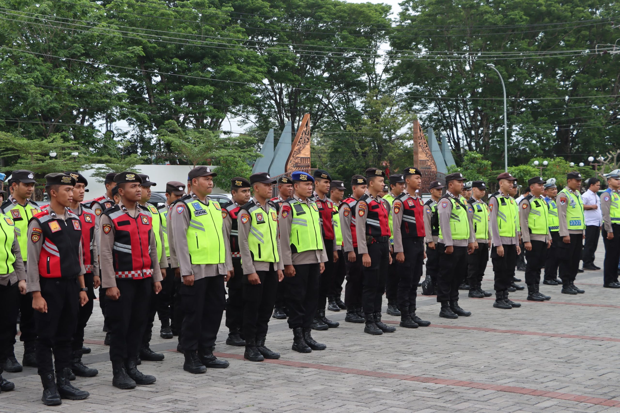 Humanis dan Tegas, Polres Demak Pastikan Keamanan Laga PSD vs Bintang Timur
