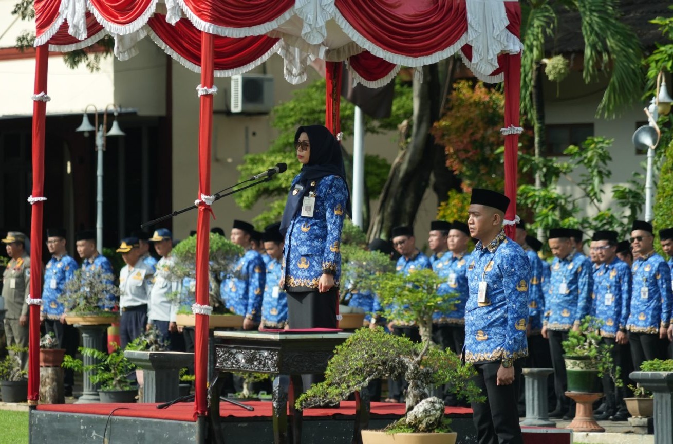 Pemkab Demak Gelar Upacara 17 Januari 2025, Bupati Eisti’anah: Awali Tahun Baru dengan Semangat untuk Membangun Kabupaten Demak