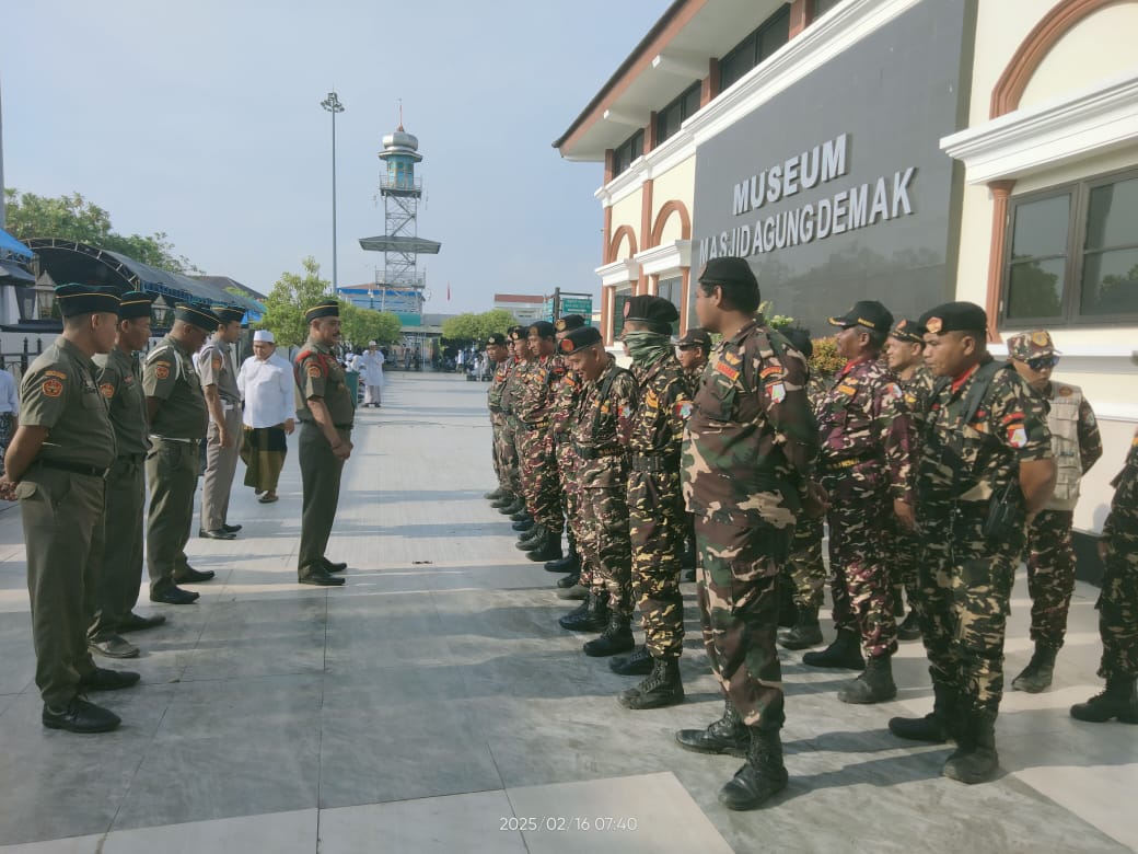 Banser Ikut Amankan Pengajian Majelis Dzikir Maulidurrosul Haul Akbar Demak